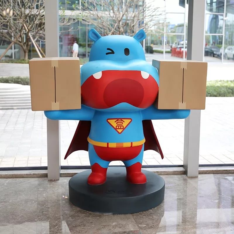 永平无锡雕塑-快递达人—河马玻璃钢雕塑上岗了!