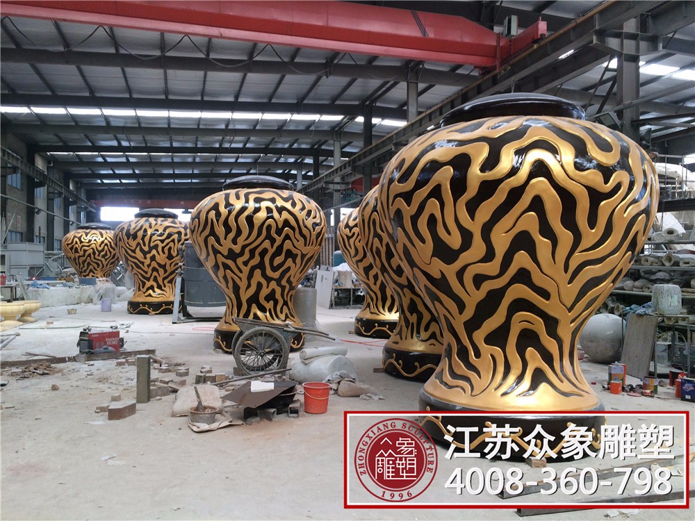 房地产玻璃钢雕塑