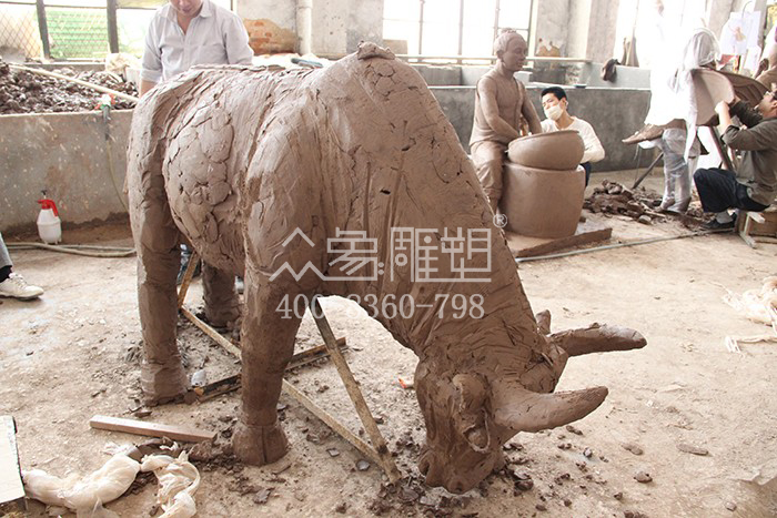 永平浙江花园村铸铜牧牛雕塑