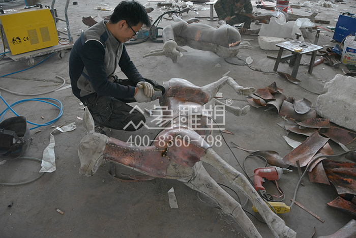 永平苏州房地产锻铜鹿雕塑