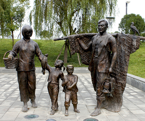 永平铸铜人物雕塑之渔家乐