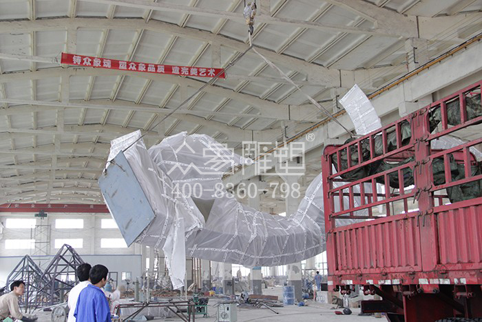 永平盐城不锈钢抽象人物