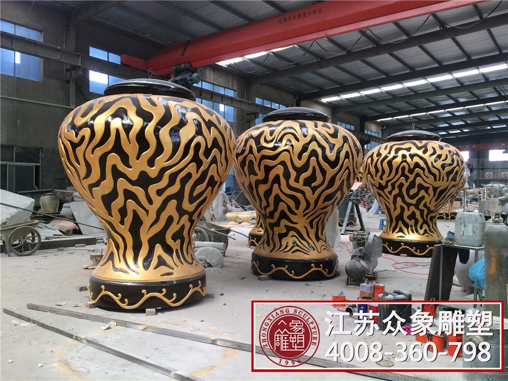 房地产玻璃钢雕塑