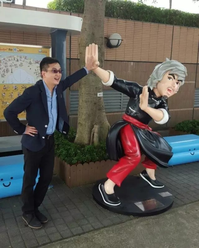 永平香港动漫海滨乐园玻璃钢动漫雕塑