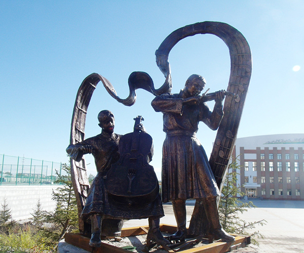 永平校园文化雕塑