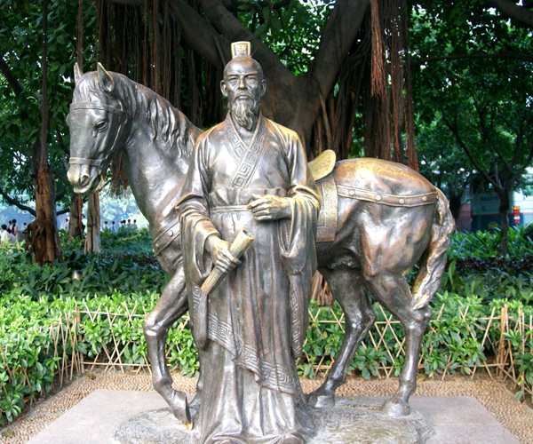 铸铜雕塑老人和马