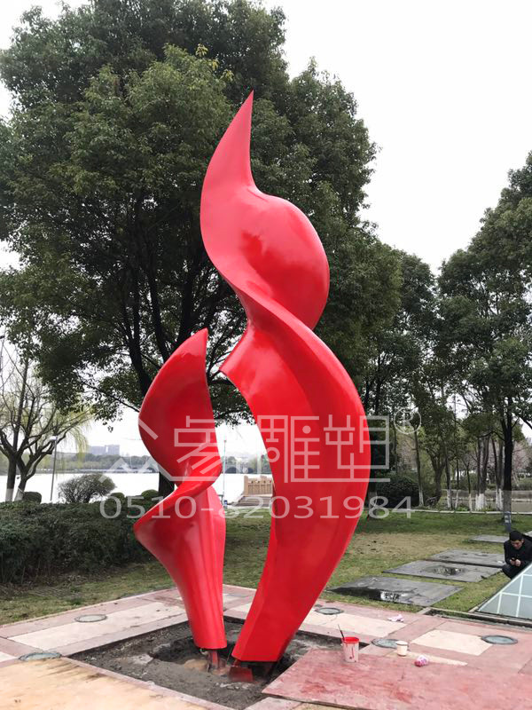 微信图片_20180321174052.jpg 不锈钢雕塑.jpg