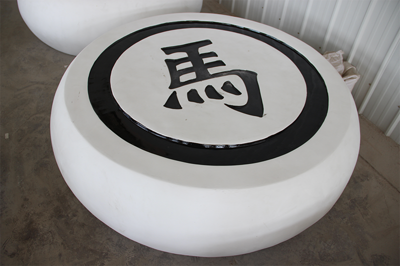 永平玻璃钢象棋雕塑