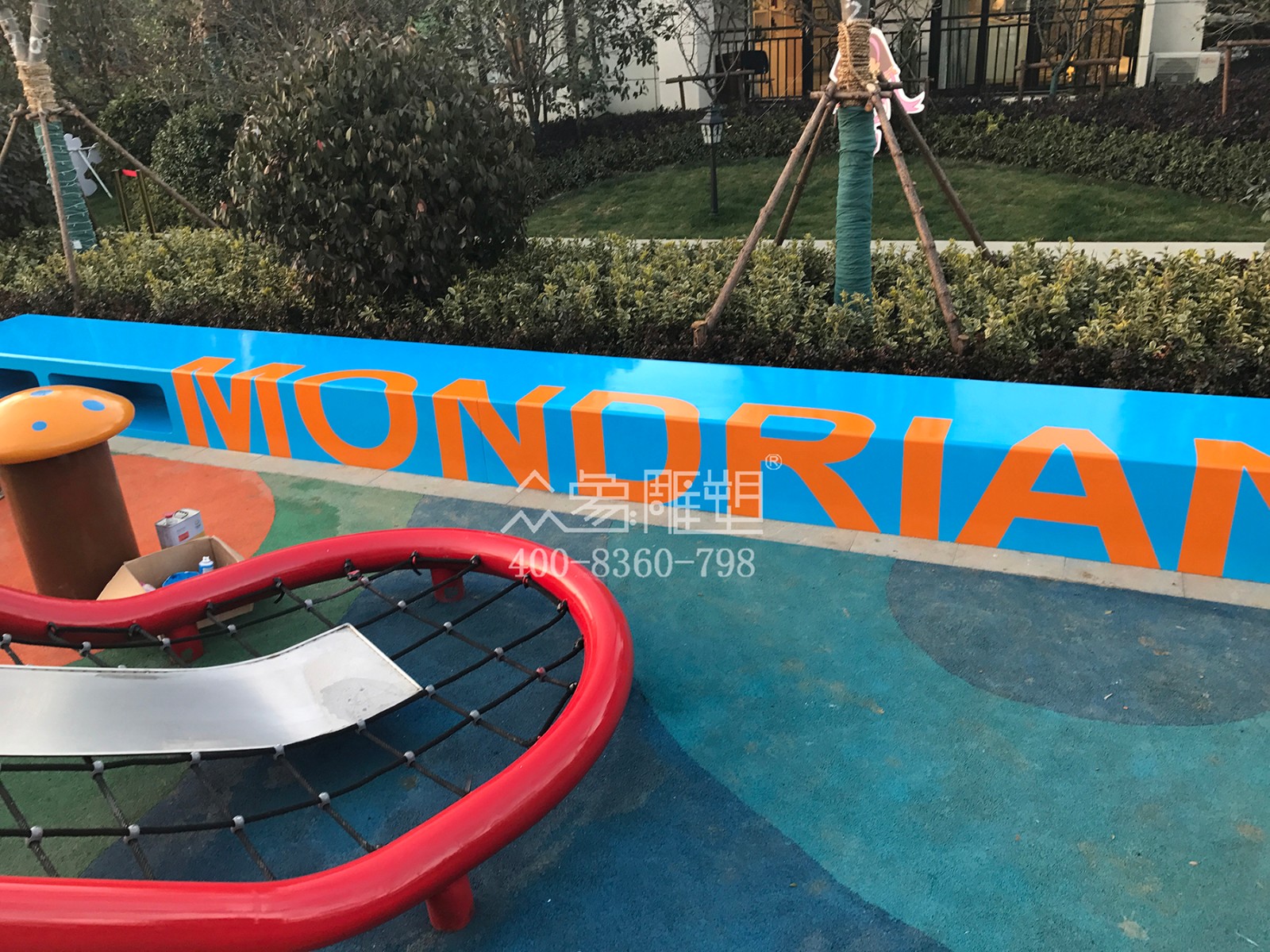 永平无锡君悦府玻璃钢坐凳