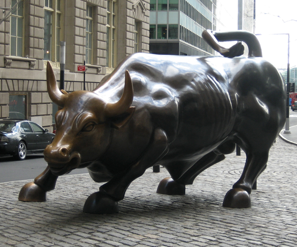 欧式铸铜牛雕塑