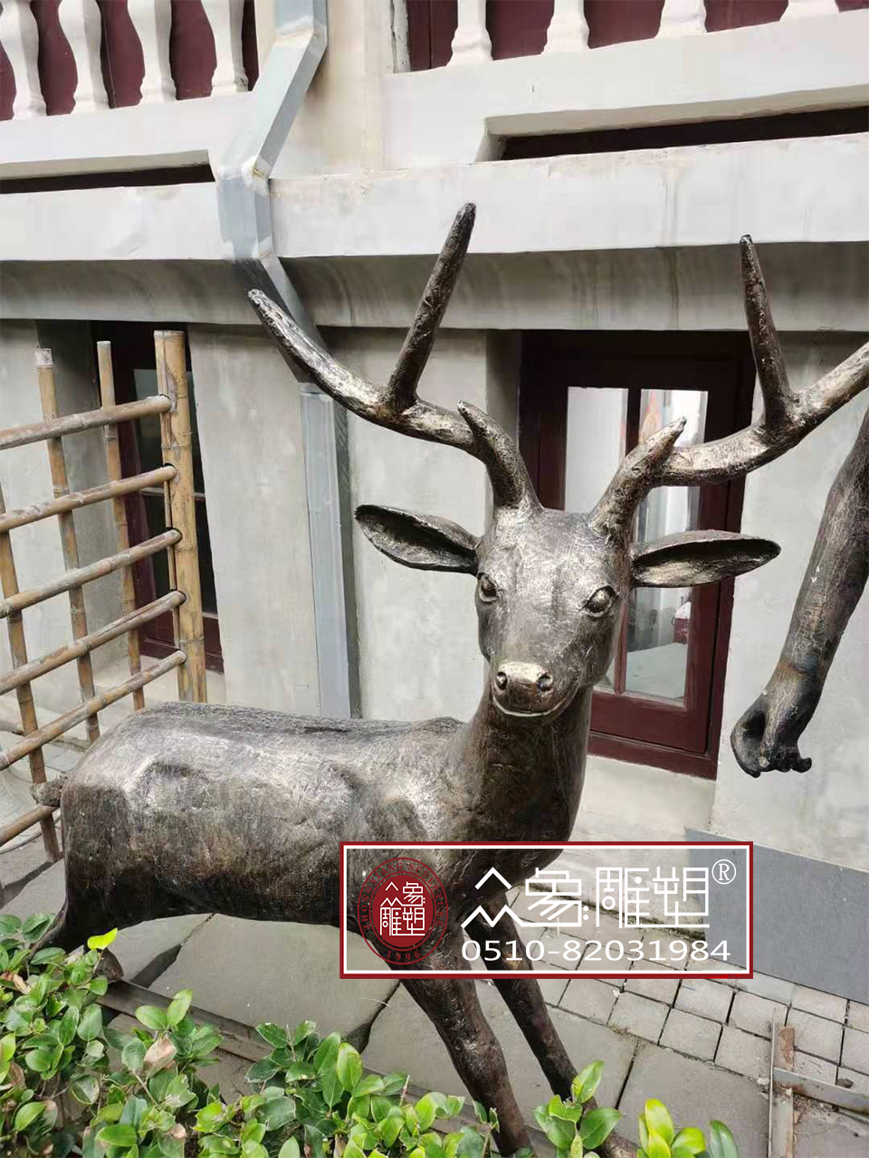 玻璃钢仿铜鹿雕塑1-1.jpg