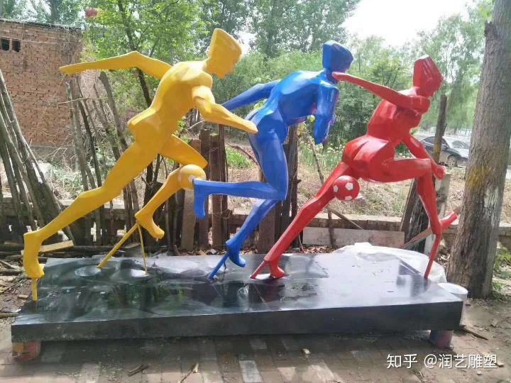 永平雕塑材料对作品效果有何影响?